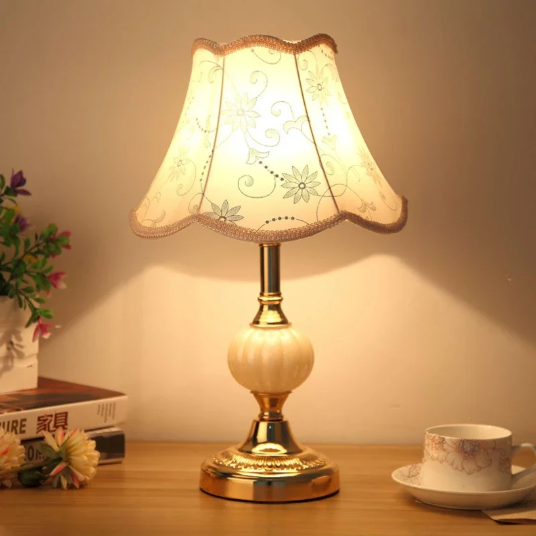 Quixy - Vintage Scandinavian Table Lamp